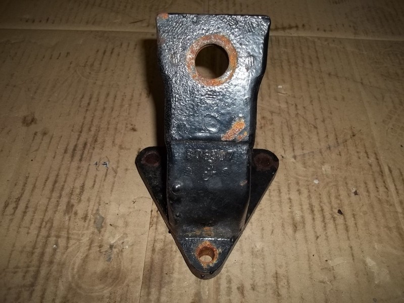 Bracket 806507, Mercury Mercruiser Engine Mount *FREE SHIPPING*