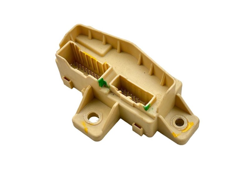 2019-2021 Kia Forte Cabin Compartment Junction Fuse Box Block