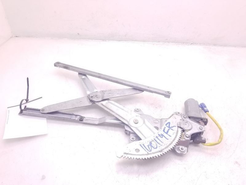 98-02 TOYOTA COROLLA SE FRONT PASSENGER RIGHT WINDOW REGULATOR 69801-02040
