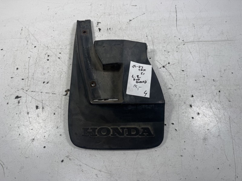 86-87 Honda CRX SI Left Rear Mud Guard OEM