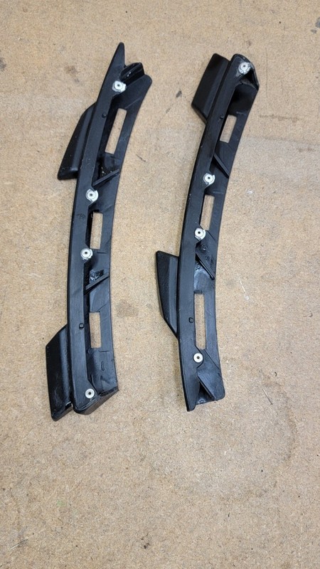 2012 - 2017 Hyundai Accent FRONT Bumper Brackets Retainer Left & Right Side OEM