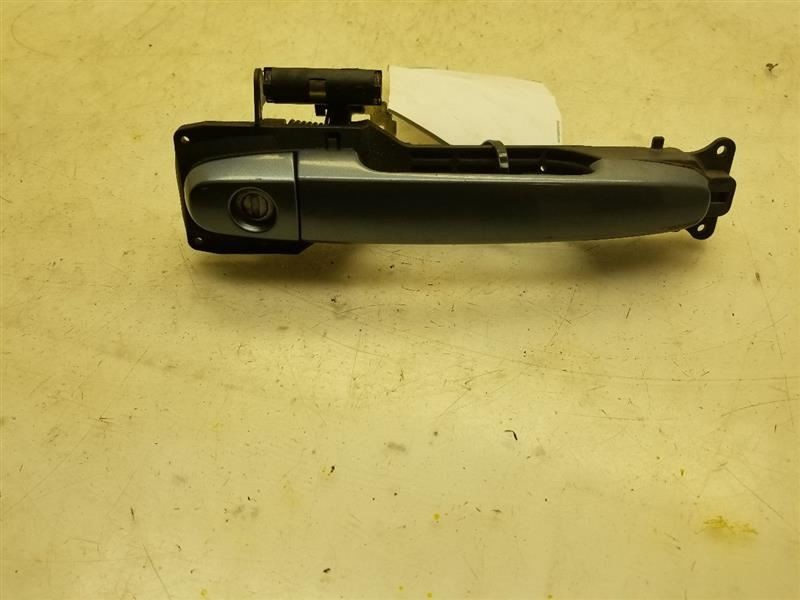 01-07 TOYOTA HIGHLANDER FRONT PASSENGER RIGHT EXTERIOR DOOR HANDLE