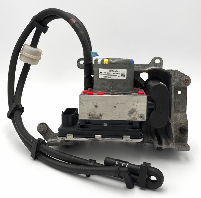 ✅2019 RAM 1500 OEM AIR SUSPENSION COMPRESSOR ASSEMBLY w/ EXHAUST HOSE 68260982AI
