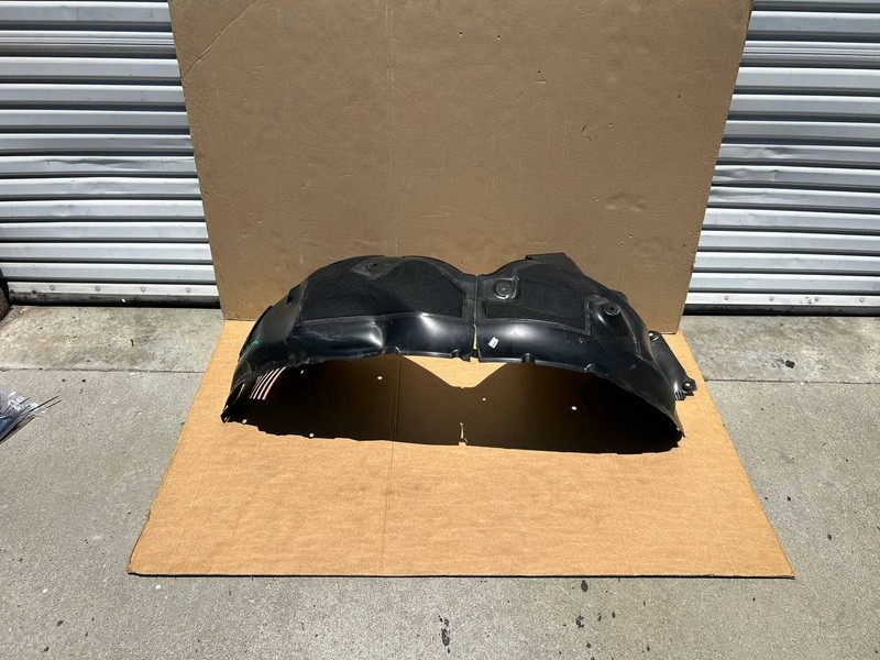 ✅New 20-24 Tesla Model Y Front Left Wheel Fender Liner Splash Guard 1492613-00-C