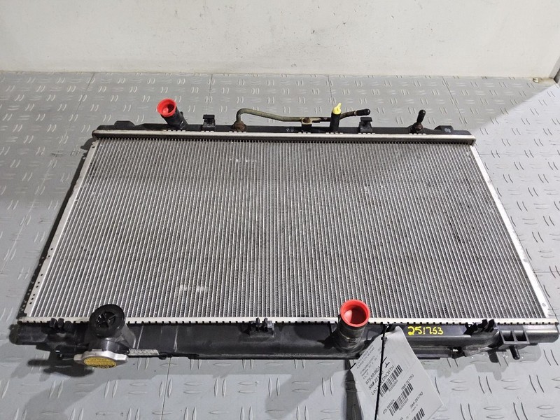 2005-2012 Toyota Avalon Radiator 16 Fins Per Inch