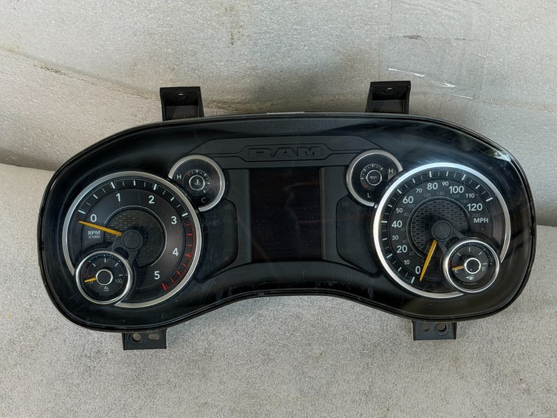 OEM 2021 RAM 2500 3500 4500 6.7L Diesel Instrument Cluster Speedometer 105K 3.5"