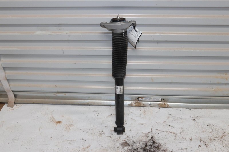 2023 KIA SPORTAGE FWD REAR RIGHT SIDE SHOCK STRUT ABSORBER OEM