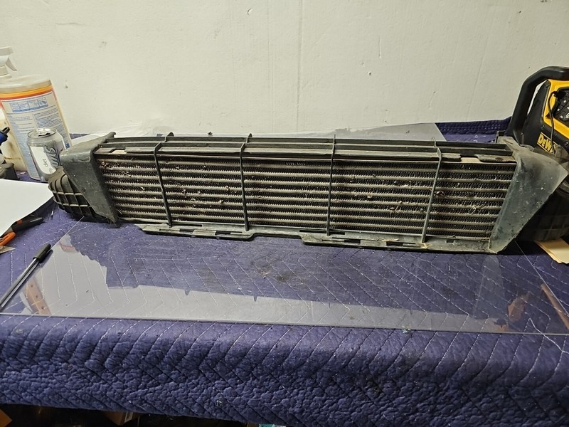 2003-2005 Mercedes Benz C230 Charge Air Cooler Intercooler OEM Used 2035000500