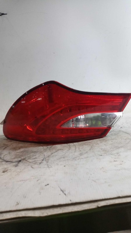 Used Right Tail Light Assembly fits: 2014 Chrysler 200 Sdn Right Grade A