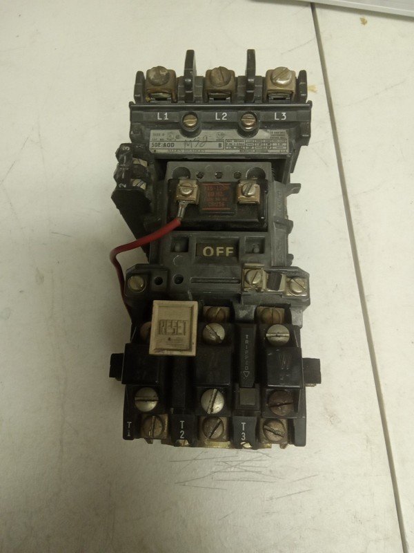 Allen-Bradley 509-A0D Series B Starter / A-B 592-B0W16 Series A