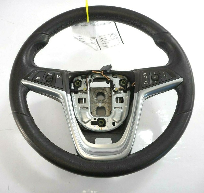 14 Buick Verano Driver Wheel W/ Cruise & Phone Controls OEM
