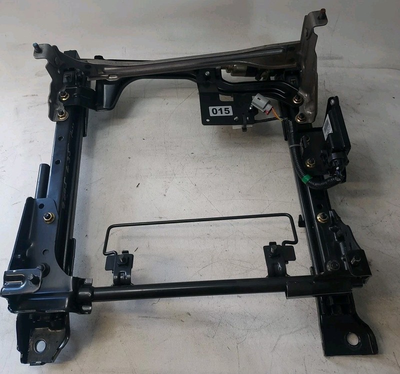 2005-2007 INFINITI G35 4DR DOOR COUPE FRONT RIGHT PASSENGER SEAT TRACK ASSEMBLY