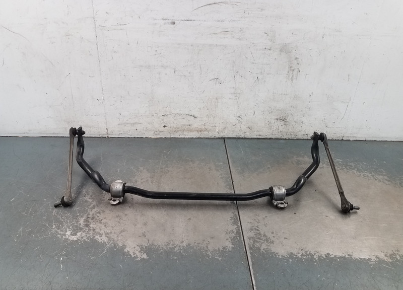 2012 Mercedes AMG CLS 63 Front Sway Bar #8399 K4