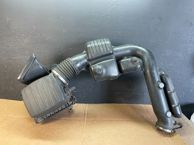 2011 - 2013 Dodge Durango 3.6L Resonator Air Intake Tube ae0896 DG
