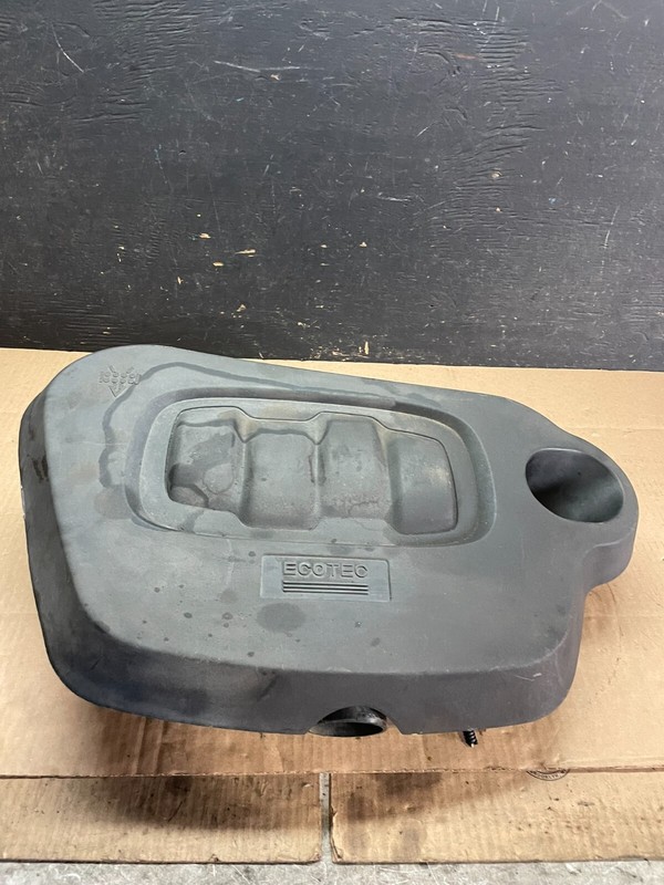 2006 to 2011 Chevrolet HHR Engine Motor Cover Shield M9027 DG