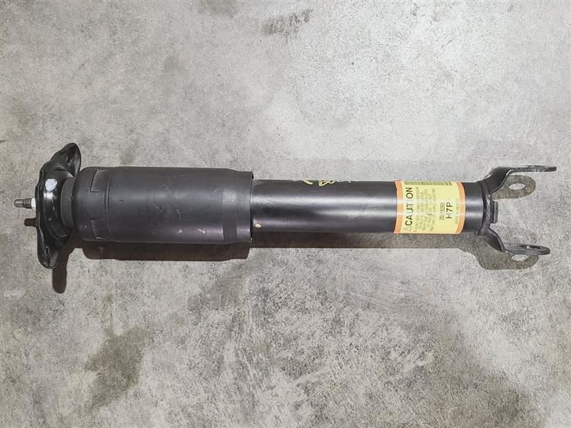 CORVETTE2006 Strut 555526
