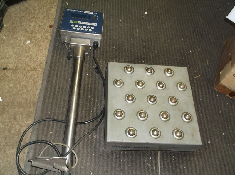 Mettler Toledo PTHK1000 Complete Digital Scale, For Parts or Repair