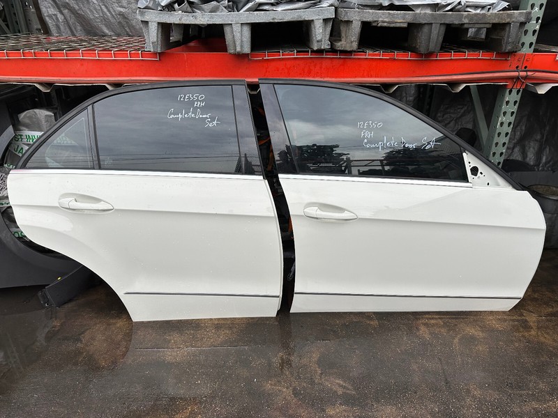 11-16 MERCEDES E350 E550 E400 W212 FRONT REAR RIGHT DOOR COMPLETE SET OEM