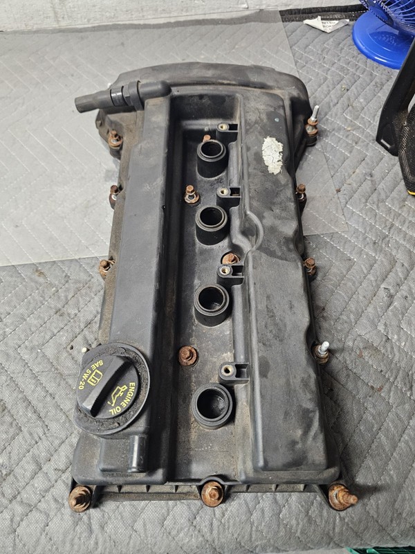 2007-2017 JEEP PATRIOT 2.4L VALVE COVER 04884760AF OEM
