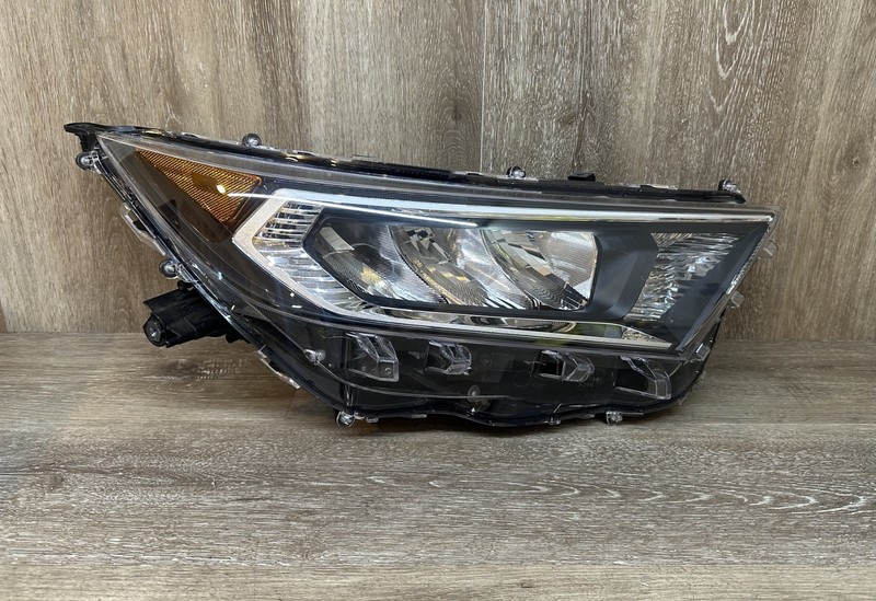 2019-2022 TOYOTA RAV4LEDRH HEADLIGHTASSY OEM