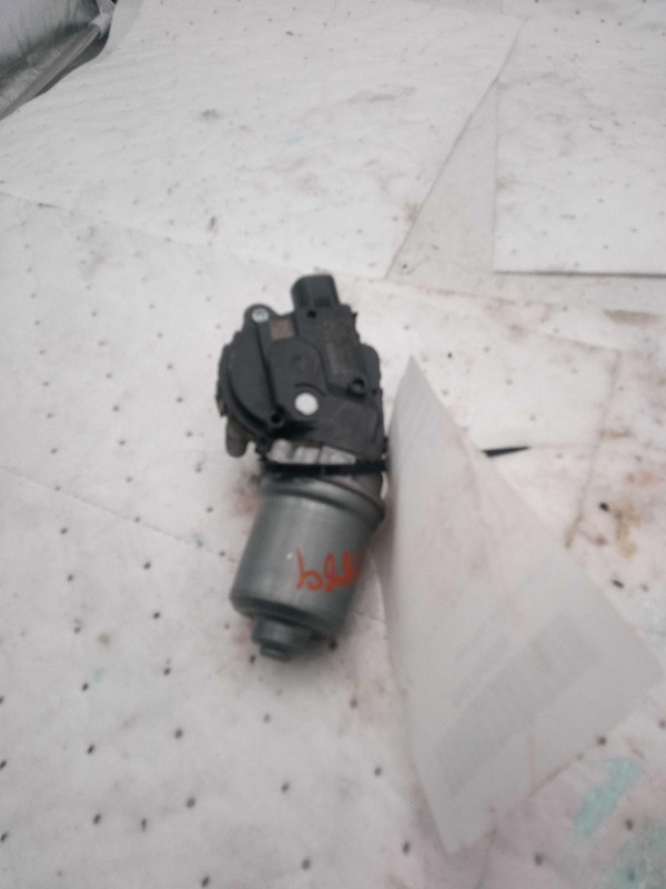 2021 Toyota Corolla Wiper Motor OEM 30K Miles White 8511002440 8511012C30