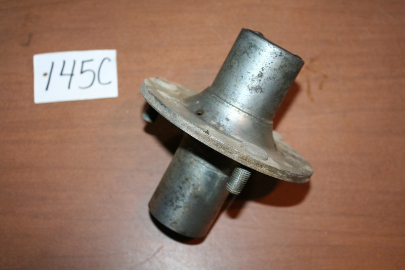 1981 Yamaha YT 125 Trimoto Front Wheel Hub Bearing Carrier OEM 81 A