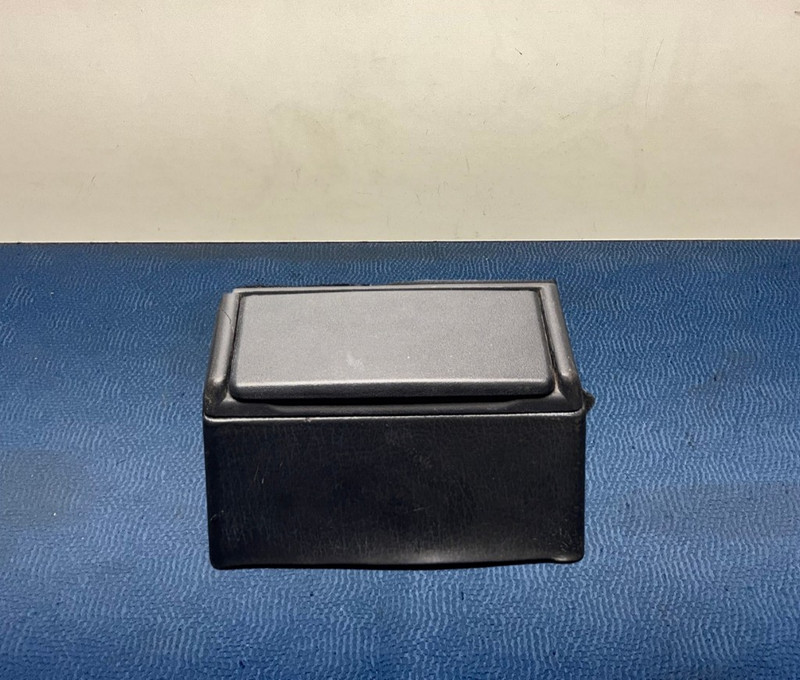 83-93 BMW E24 E30 325i Center Console Rear Black Ashtray Ash Tray Anthrazit OEM
