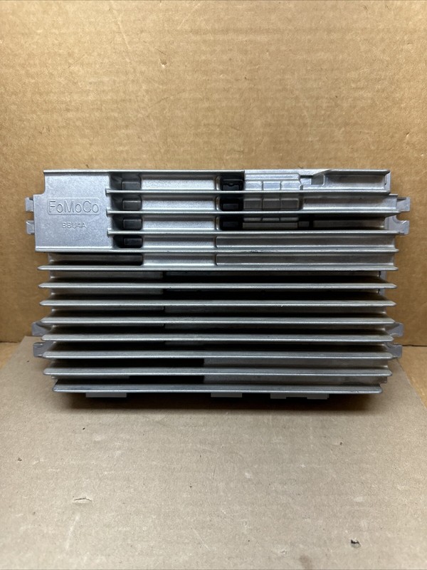 2011 Lincoln MKX Amplifier Amp Radio Audio FoMoCo BBU4A BA1T-18B849-AH