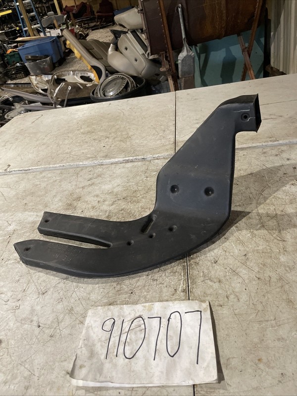 97-01 Lexus ES300 AC A/C Heater Vent Duct 87212-33010