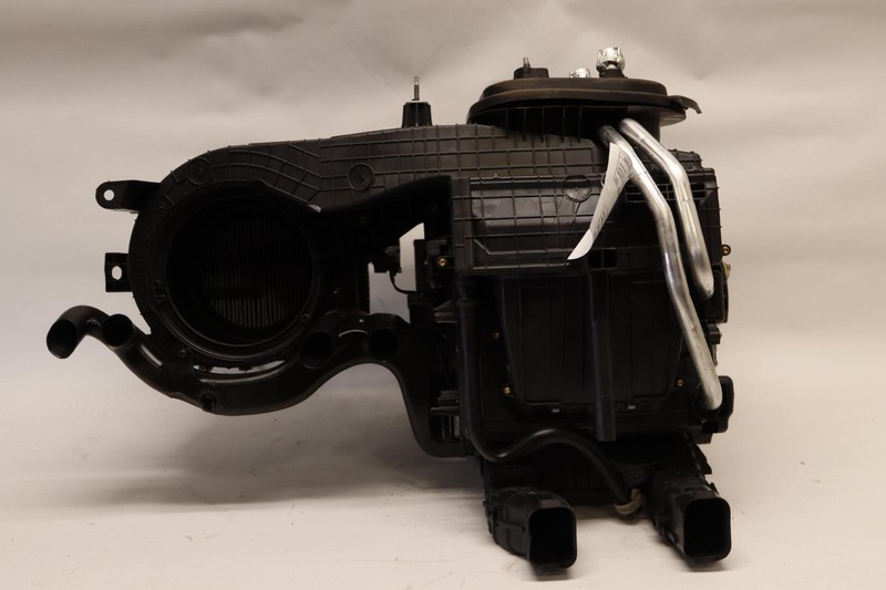 2018-2021 BUICK ENCLAVE 3.6L FRONT HVAC A/C HEATER BLOWER HOUSING BOX OEM