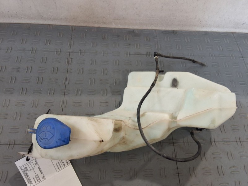 Wash Reservoir Fits 15-17 FORD F150 PICKUP 3560079