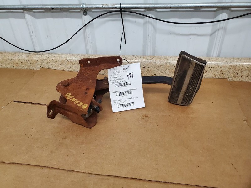 OLDS 98 1971 Pedal Brake/Clutch 291693