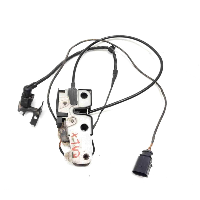 2013 Volkswagen CC 4dr Hood Latch Assembly Part# 3AB823509C