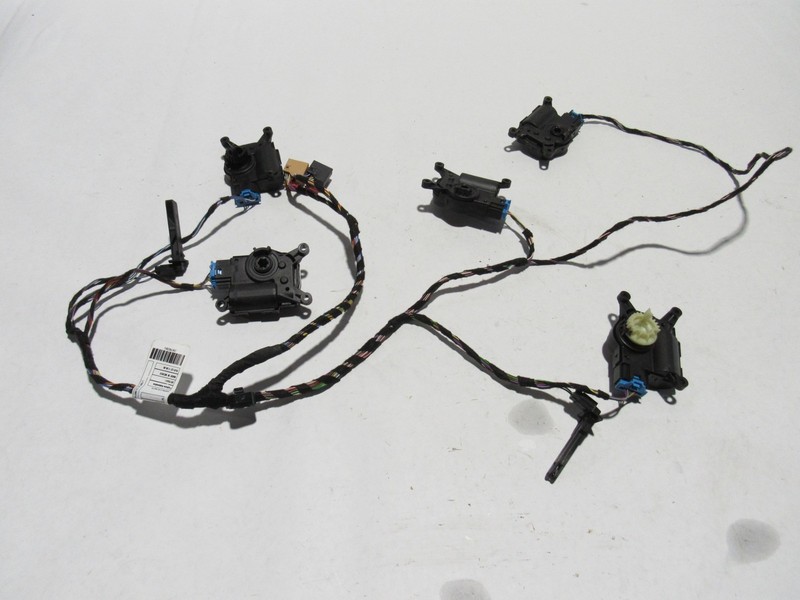 Volkswagen Jetta GLI 2022 HVAC Heater Blower Motor Actuator Harness Wire 18-25 *
