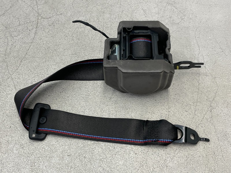 21 22 23 24 BMW M3 G80 Rear Left Driver Seatbelt Retractor Black 1614 OEM