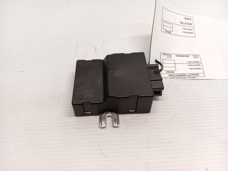 2014 - 2020 BMW i8 I12 FUEL PUMP COMPUTER CONTROL MODULE UNIT OEM