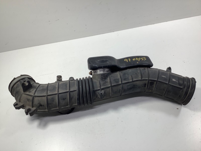 95-97 Honda Odyssey Air Intake Tube 17228-P0A-000 OEM