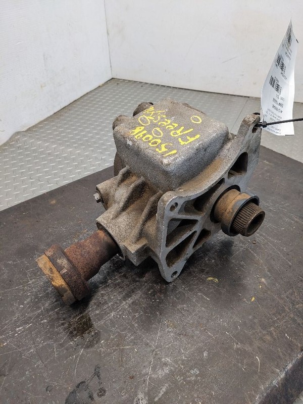 Transfer Case 4 Upper Mounting Bosses Fits 05-07 FIVE HUNDRED 697997