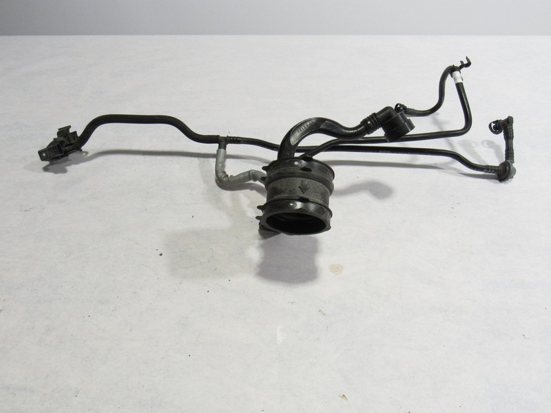 18-21 Aston Martin Vantage 2019 4.0L Fuel Vapor Purge Vacuum Hose Pipe Line :A