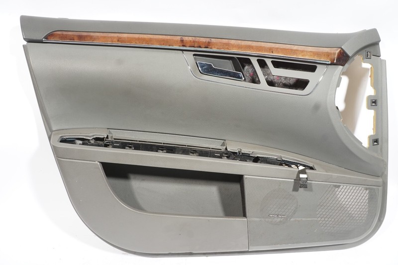 07-13 MERCEDES BENZ S550 W221 FRONT LEFT DRIVER SIDE INTERIOR DOOR PANEL GRAY