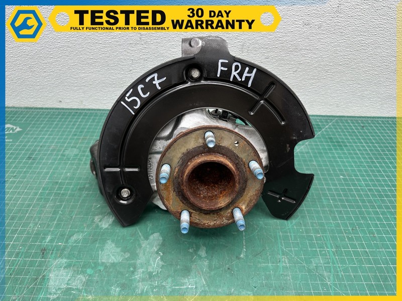 14-19 Corvette C7 FRONT RIGHT SPINDLE KNUCKLE With WHEEL HUB OEM