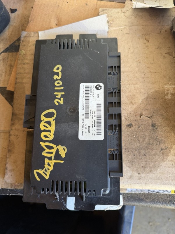 2006-2013 BMW E90 3 Series Footwell LCM Lighting Control Module 6135 9204540-01