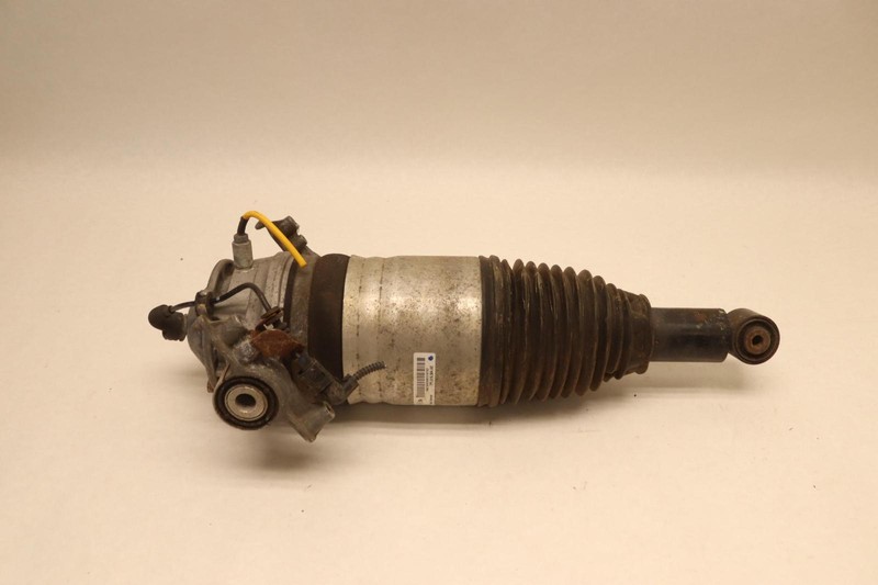 2013-2018 PORSCHE CAYENNE GTS REAR RIGHT AIR SUSPENSION SHOCK STRUT ABSORBER OEM