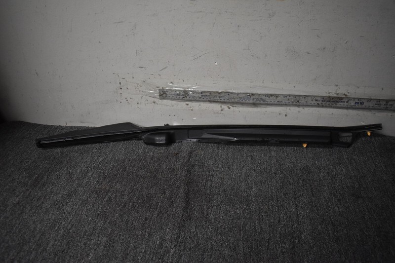 2018 LAND ROVER L405 REAR TAILGATE TRIM FACTORY OEM
