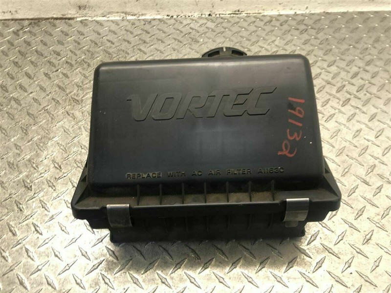 96-02 CHEVROLET ASTROVAN GMC SAFARI AIR CLEANER BOX OEM 19201281