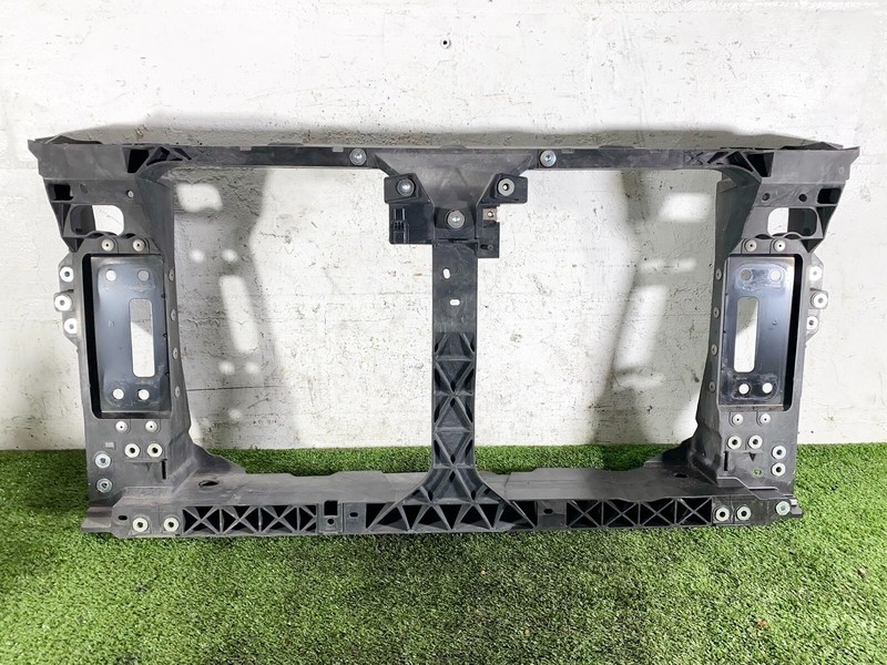 14-23 INFINITI Q50 Q60 FRONT RADIATOR CORE CENTER MOUNT BRACKET SUPPORT OEM