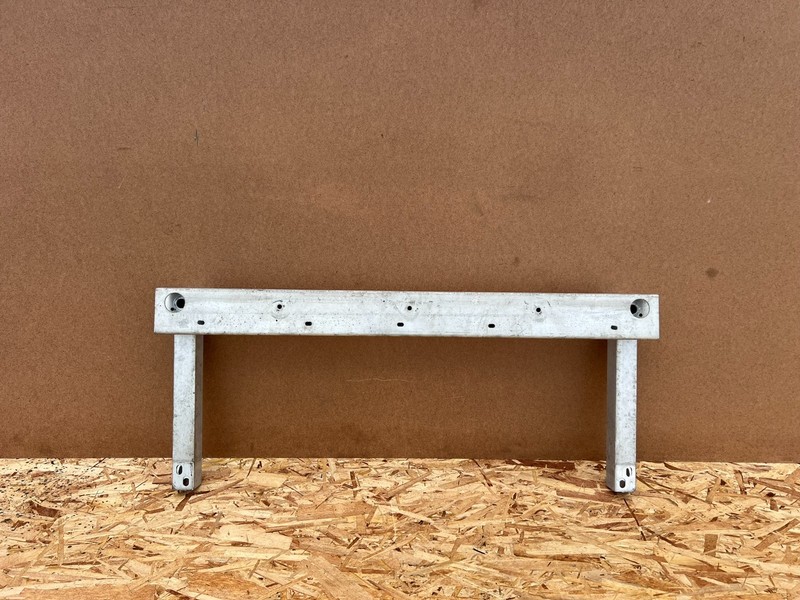 INFINITI M37 M56 Q70 2011-2019 OEM FRONT ENGINE SUBFRAME CROSSMEMBER BRACKET RWD