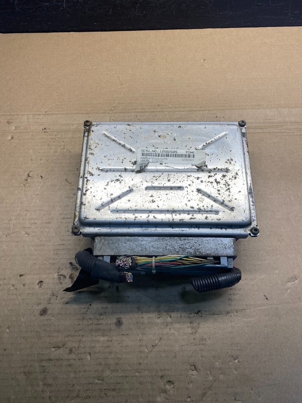 2003-2006 Chevrolet Tahoe Silverado Engine Control Unit Module ECM ECU AC4442 DG
