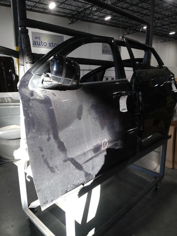 2011-2019 Dodge Durango Left Door Blue 4DR SUV Used, Scratches, OEM 453293