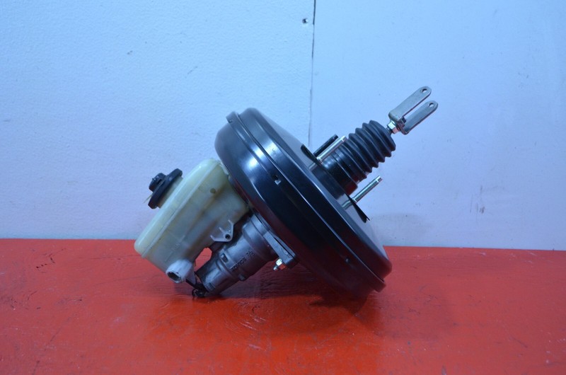 13-14 TOYOTA CAMRY 2.5L BRAKE BOOSTER W MASTER CYLINDER OEM